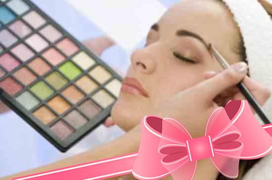 Как быстро и легко сделать макияж в домашних условиях?